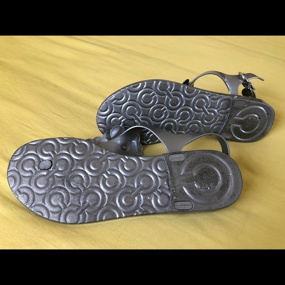 Plastic sandals - Picture 4 of 5